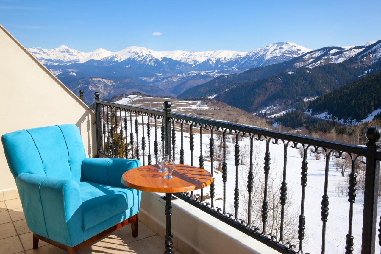Black Forest Hotel Savsat Экстерьер фото